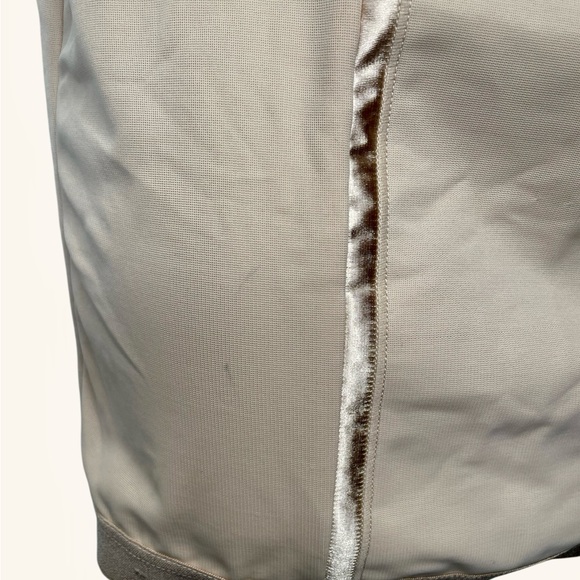 Maidenform Ultra-Firm Tummy Control Shapewear Slip with Underwire - 38D - Picture 8 of 9